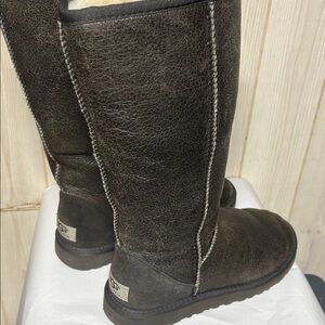UGG Leather Tall Boots shearling lined knee high winter boots Women's Size 7